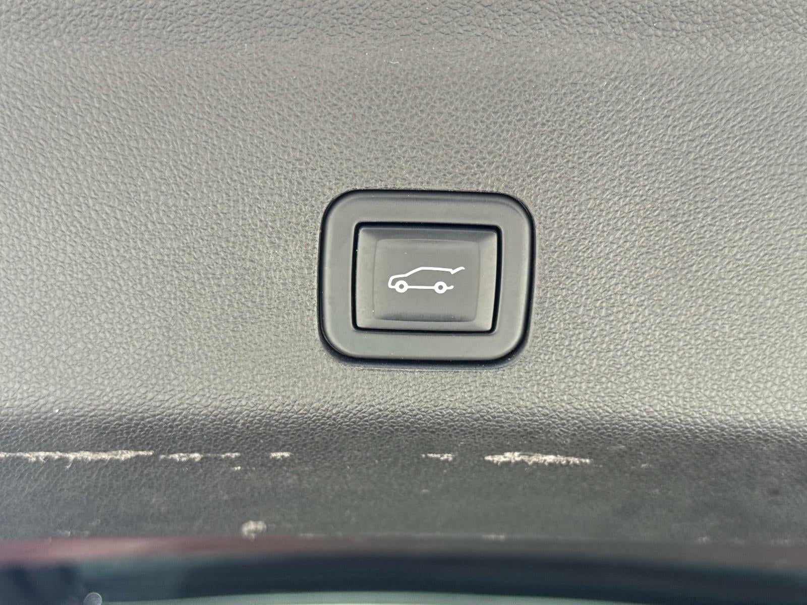 2021 Chevrolet Suburban RST