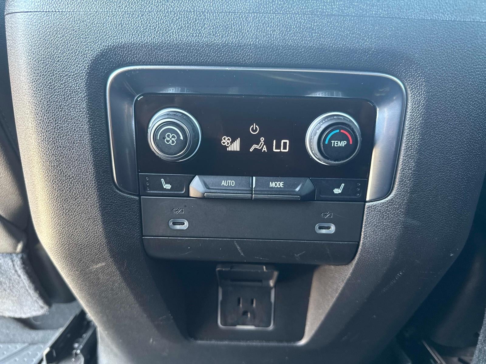 2021 Chevrolet Suburban RST