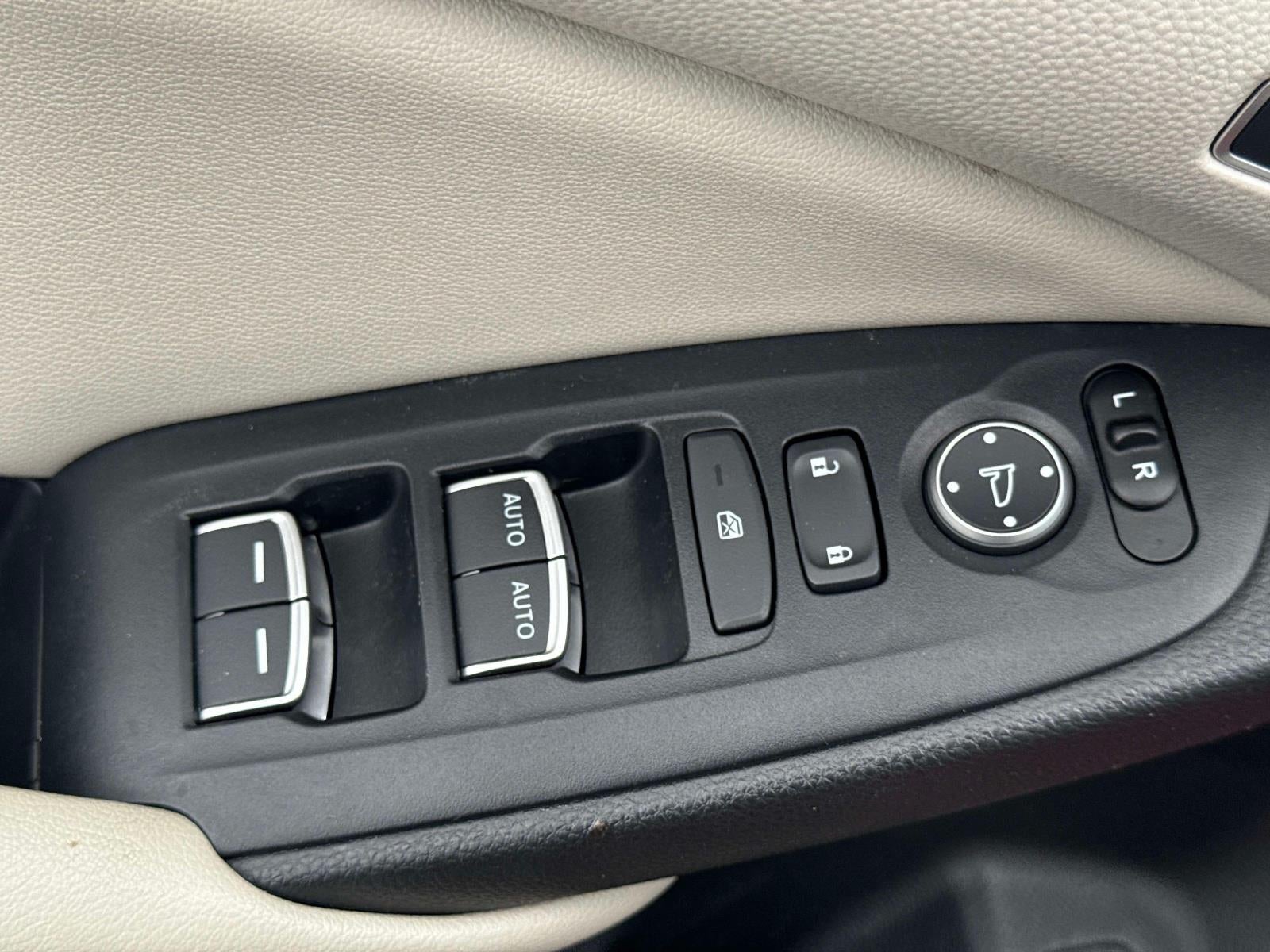 2019 Honda Accord Hybrid Touring