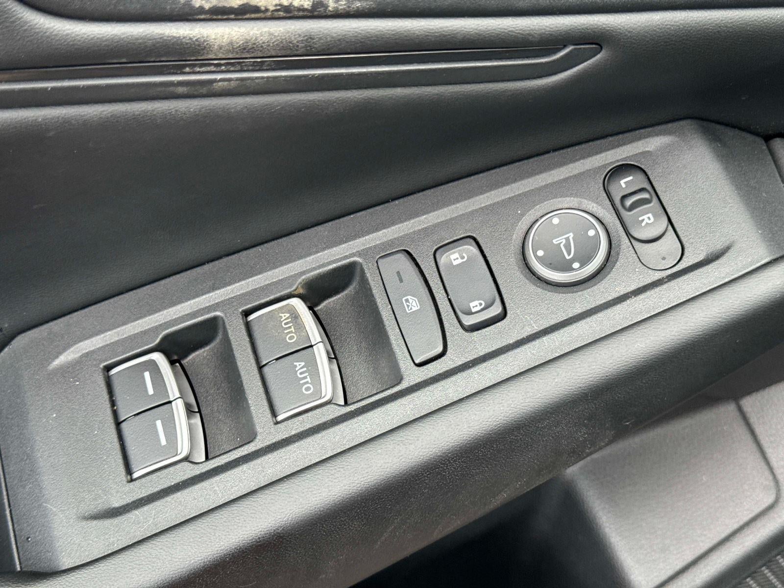 2023 Honda Accord Sedan EX