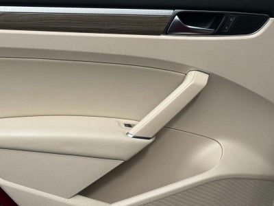 2017 Volkswagen Passat 1.8T SE