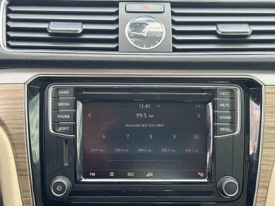 2017 Volkswagen Passat 1.8T SE