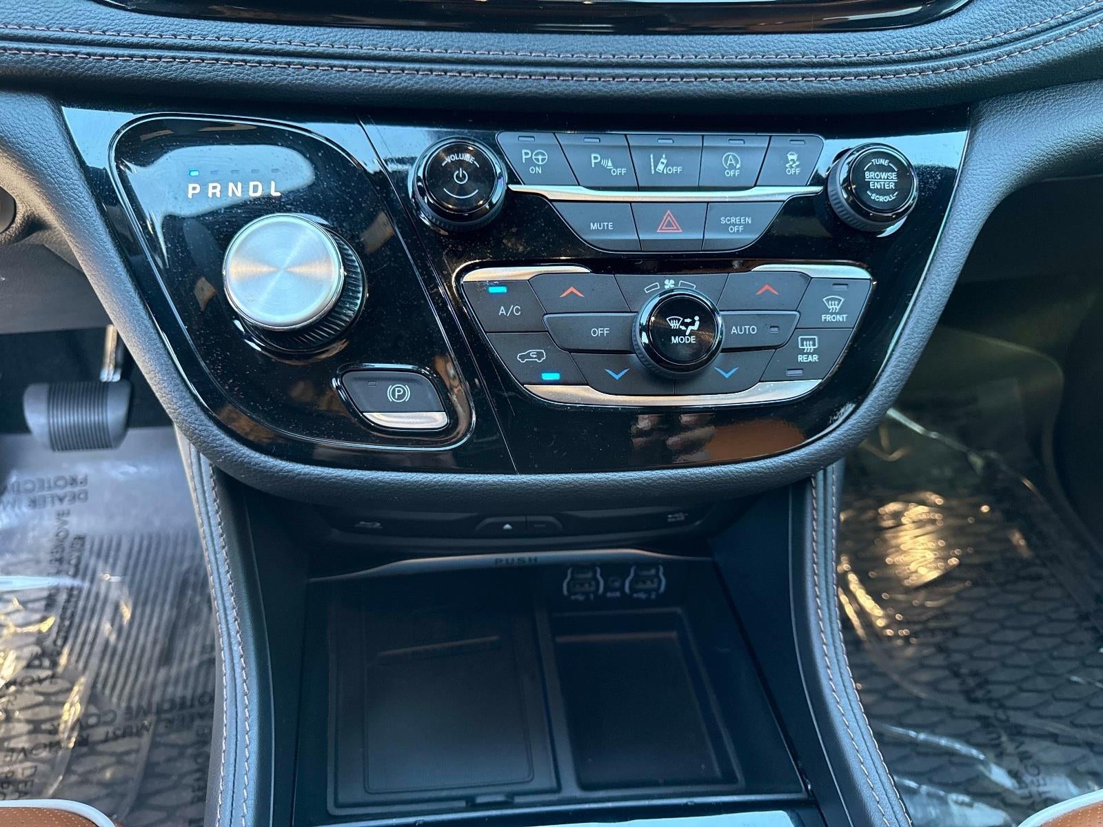 2024 Chrysler PACIFICA PINNAC Pinnacle