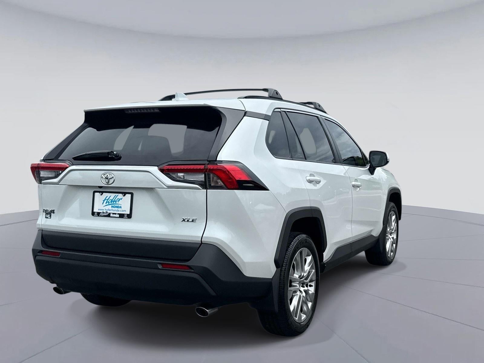 2025 Toyota RAV4 XLE Premium