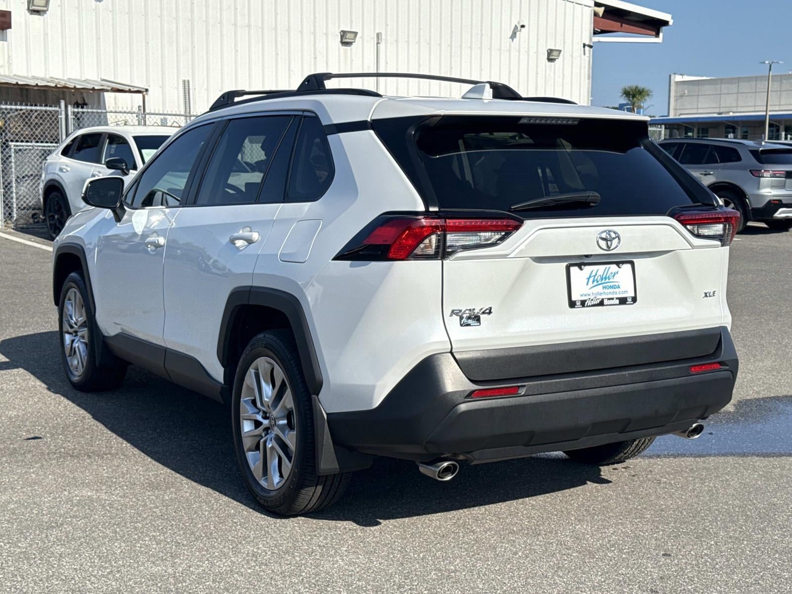2024 Toyota Rav4 XLE Premium