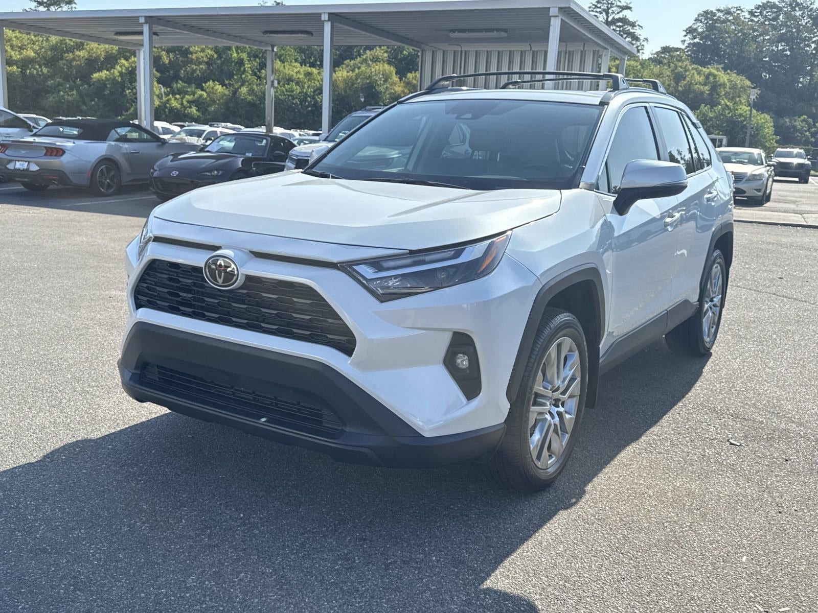 2024 Toyota Rav4 XLE Premium