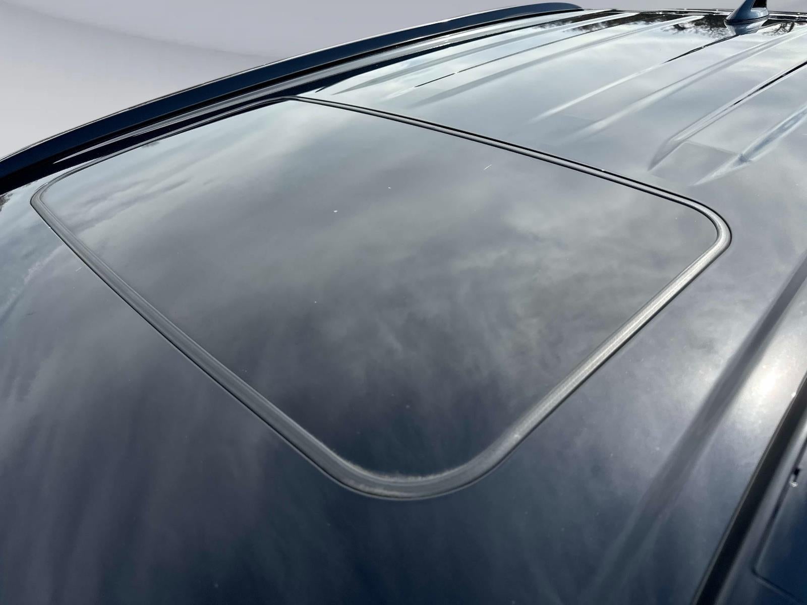 2022 Toyota RAV4 HYBRID Hybrid XSE