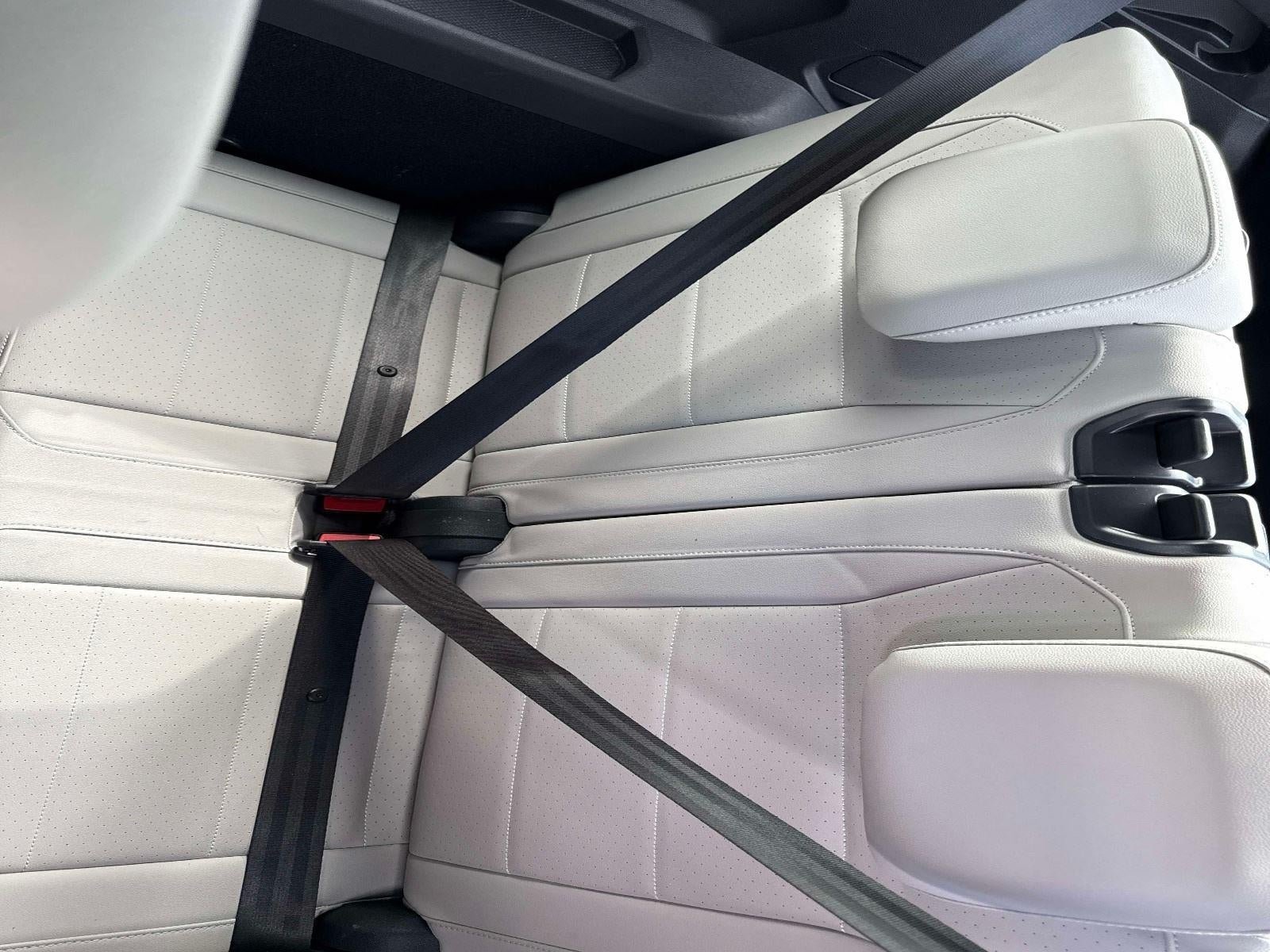 2021 Volkswagen Tiguan SE R-Line Black