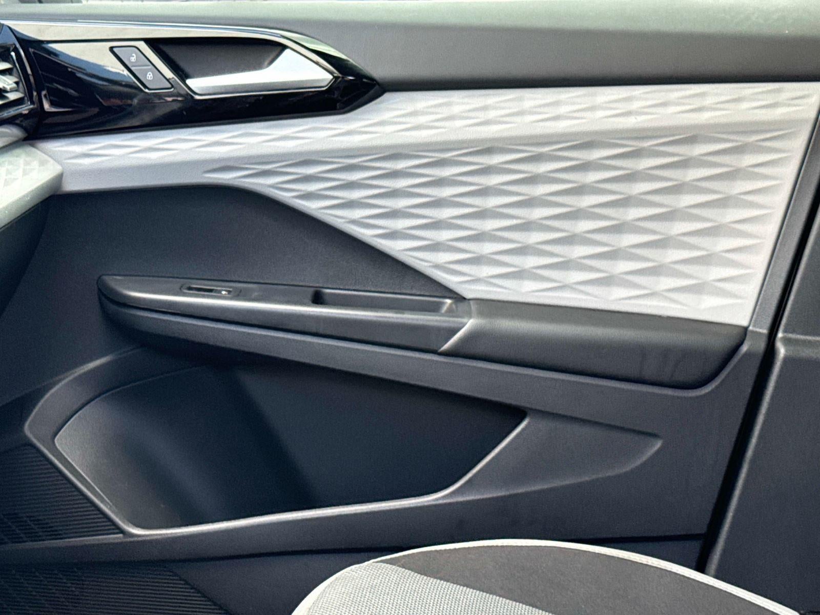 2022 Volkswagen Taos S