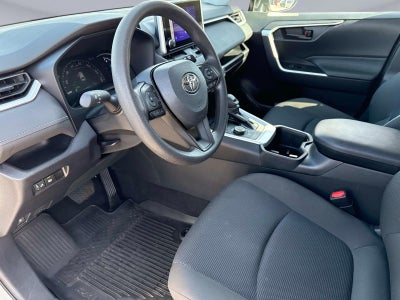 2023 Toyota RAV4 Hybrid LE
