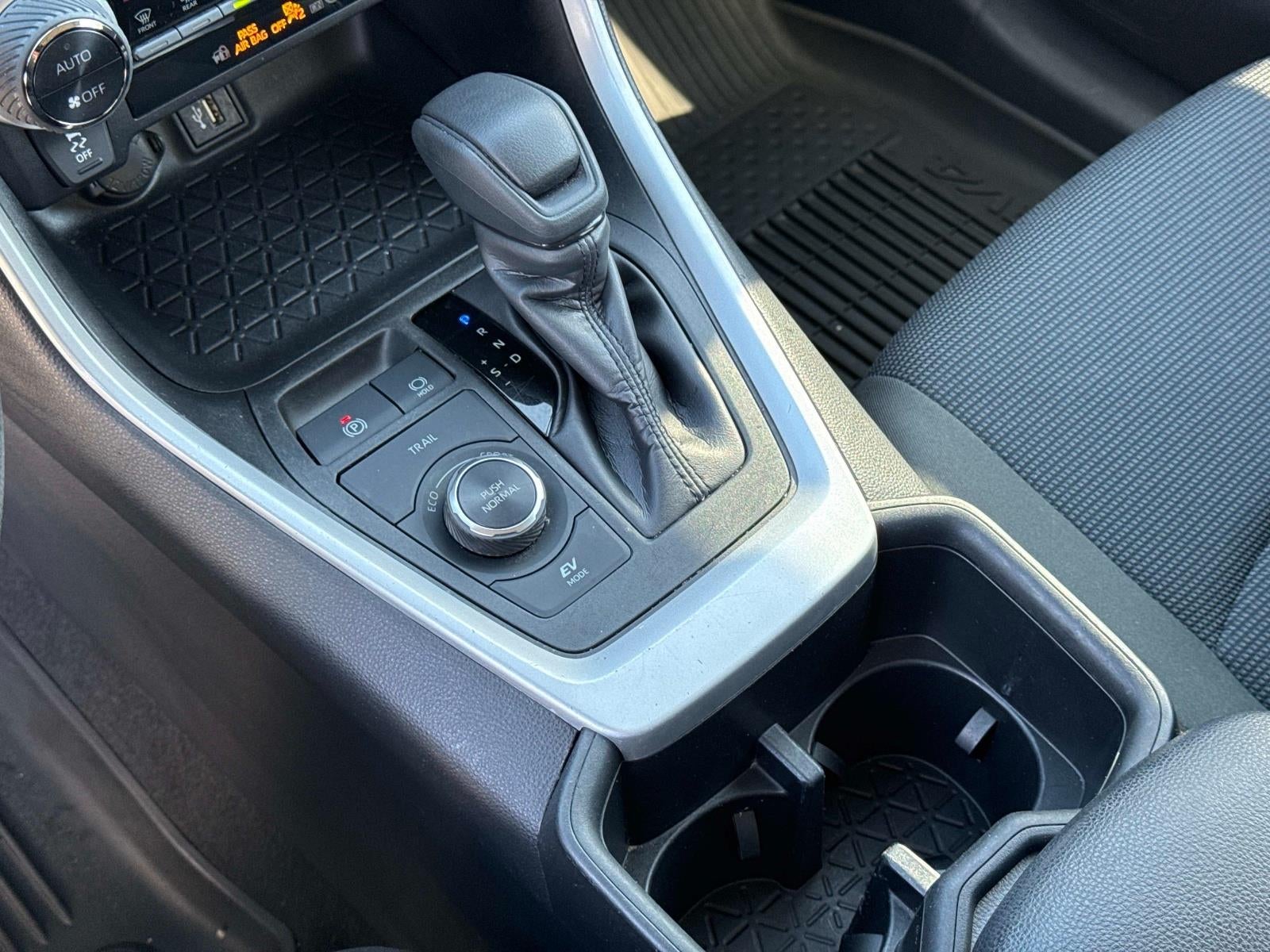 2023 Toyota RAV4 Hybrid LE