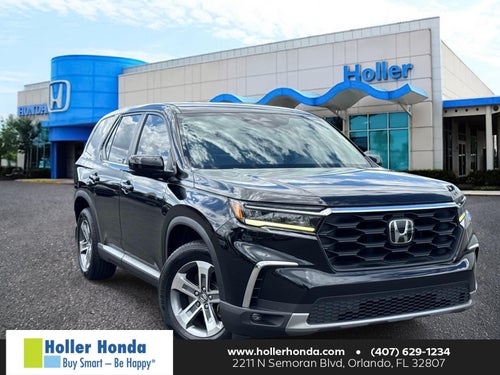 2023 Honda Pilot EX-L w/Rear Captain's Chairs
