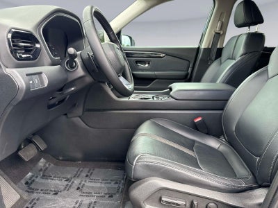 2023 Honda Pilot EX-L w/Rear Captain's Chairs