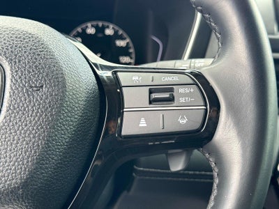 2023 Honda Pilot EX-L w/Rear Captain's Chairs