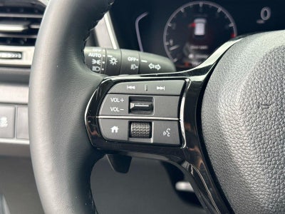 2023 Honda Pilot EX-L w/Rear Captain's Chairs