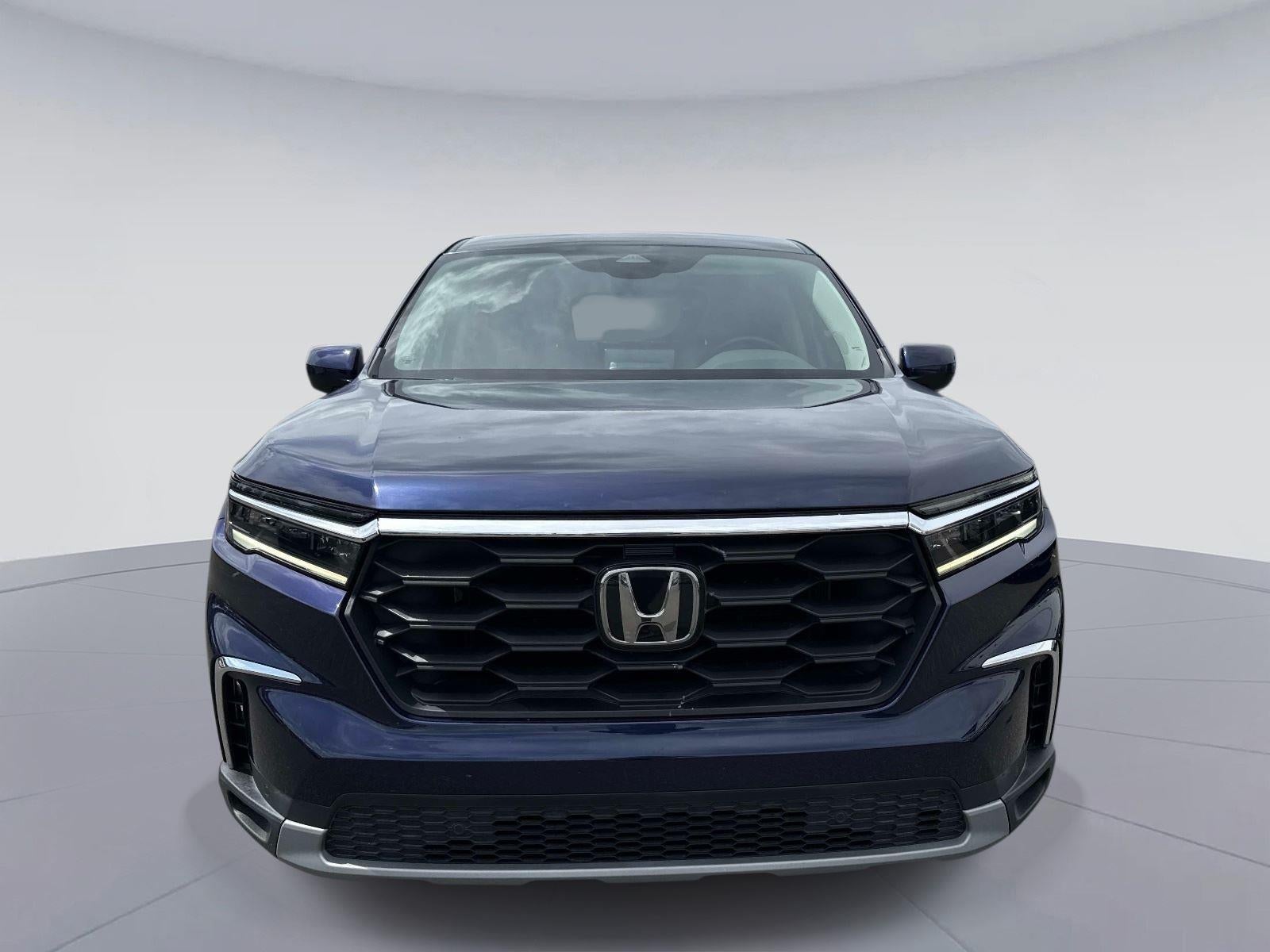 2023 Honda Pilot EX-L w/Rear Captain's Chairs