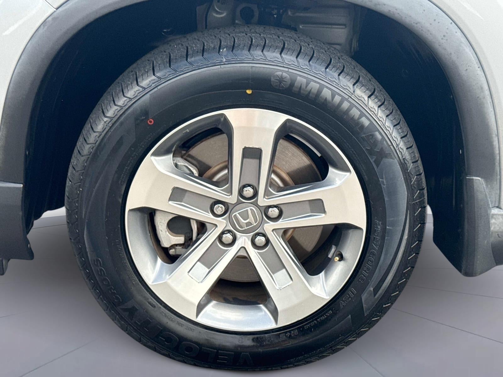 2023 Honda Pilot EX-L w/Rear Captain's Chairs