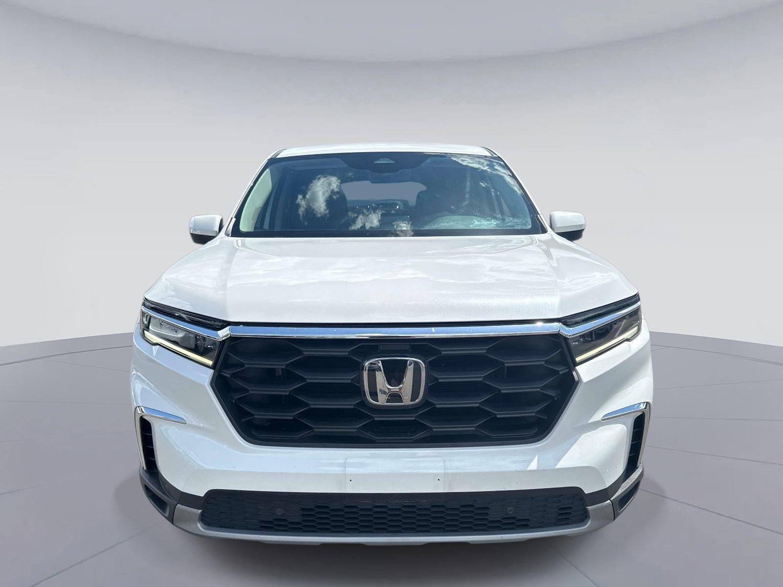 2024 Honda Pilot EX-L w/Rear Captain's Chairs