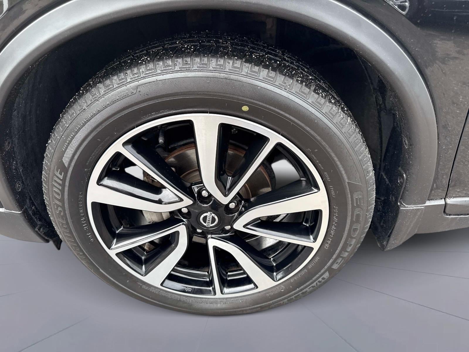 2020 Nissan Rogue SL