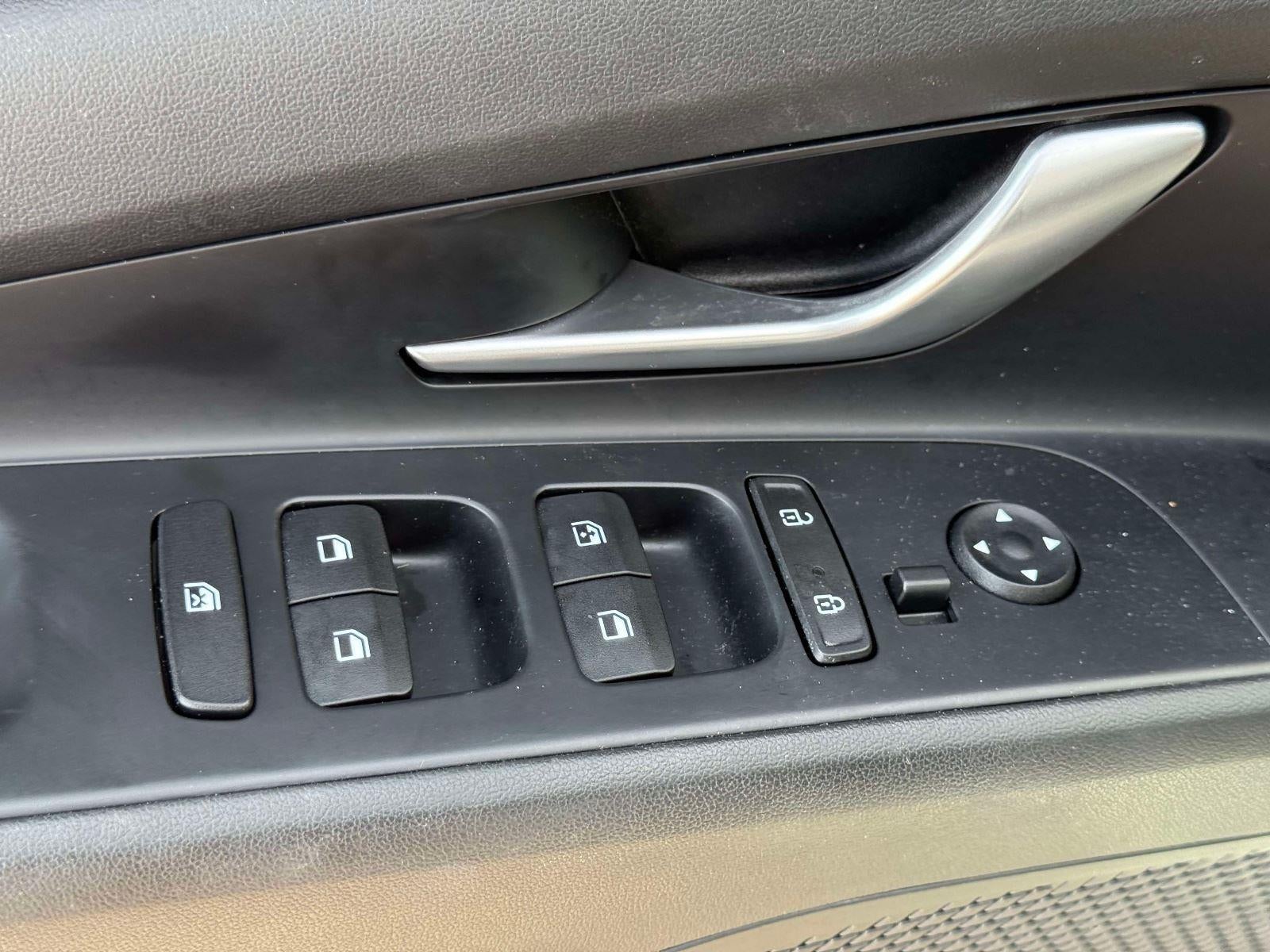 2021 Hyundai ELANTRA SEL SEL