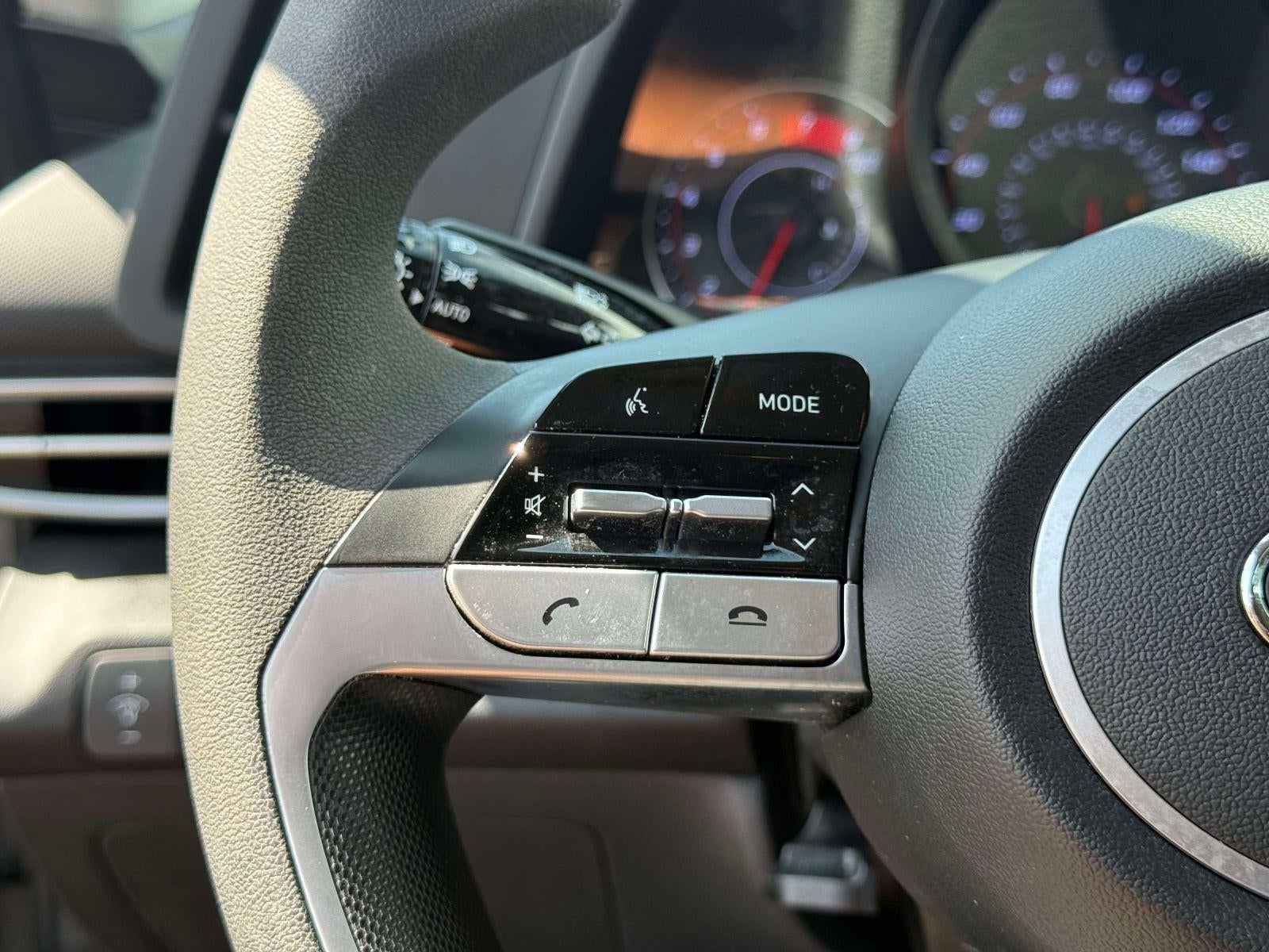 2021 Hyundai ELANTRA SEL SEL