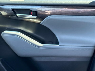 2023 Toyota Highlander Limited