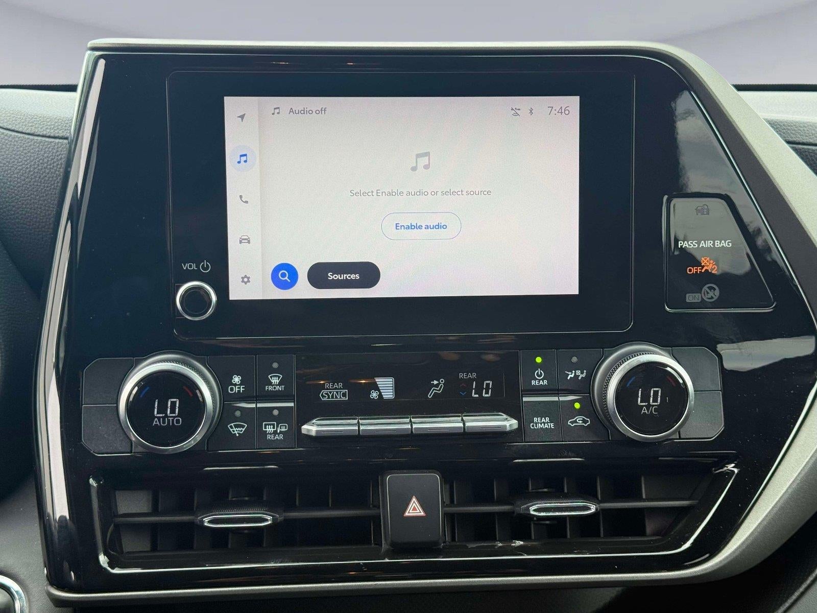 2023 Toyota Highlander LE