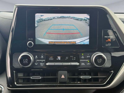 2023 Toyota Highlander LE