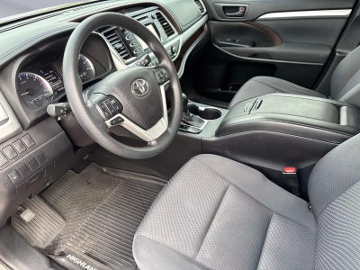 2017 Toyota Highlander LE