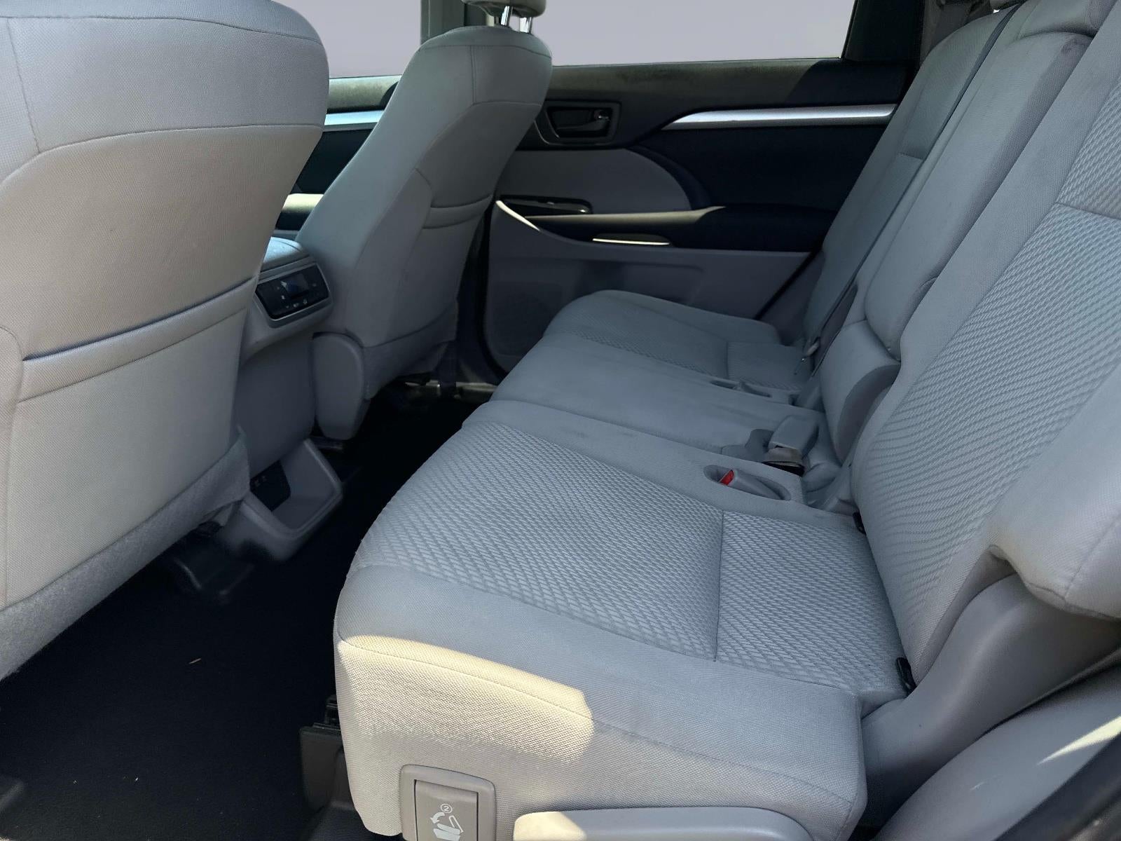 2019 Toyota Highlander LE