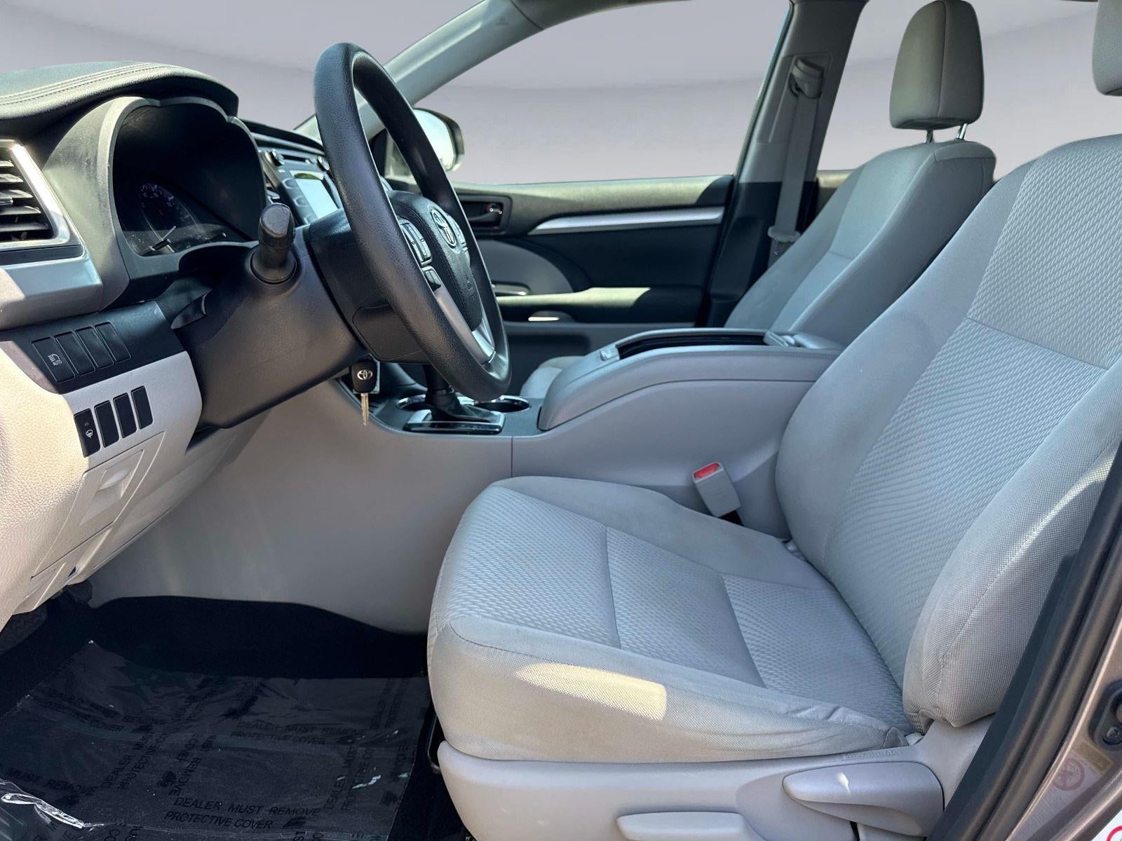 2019 Toyota Highlander LE