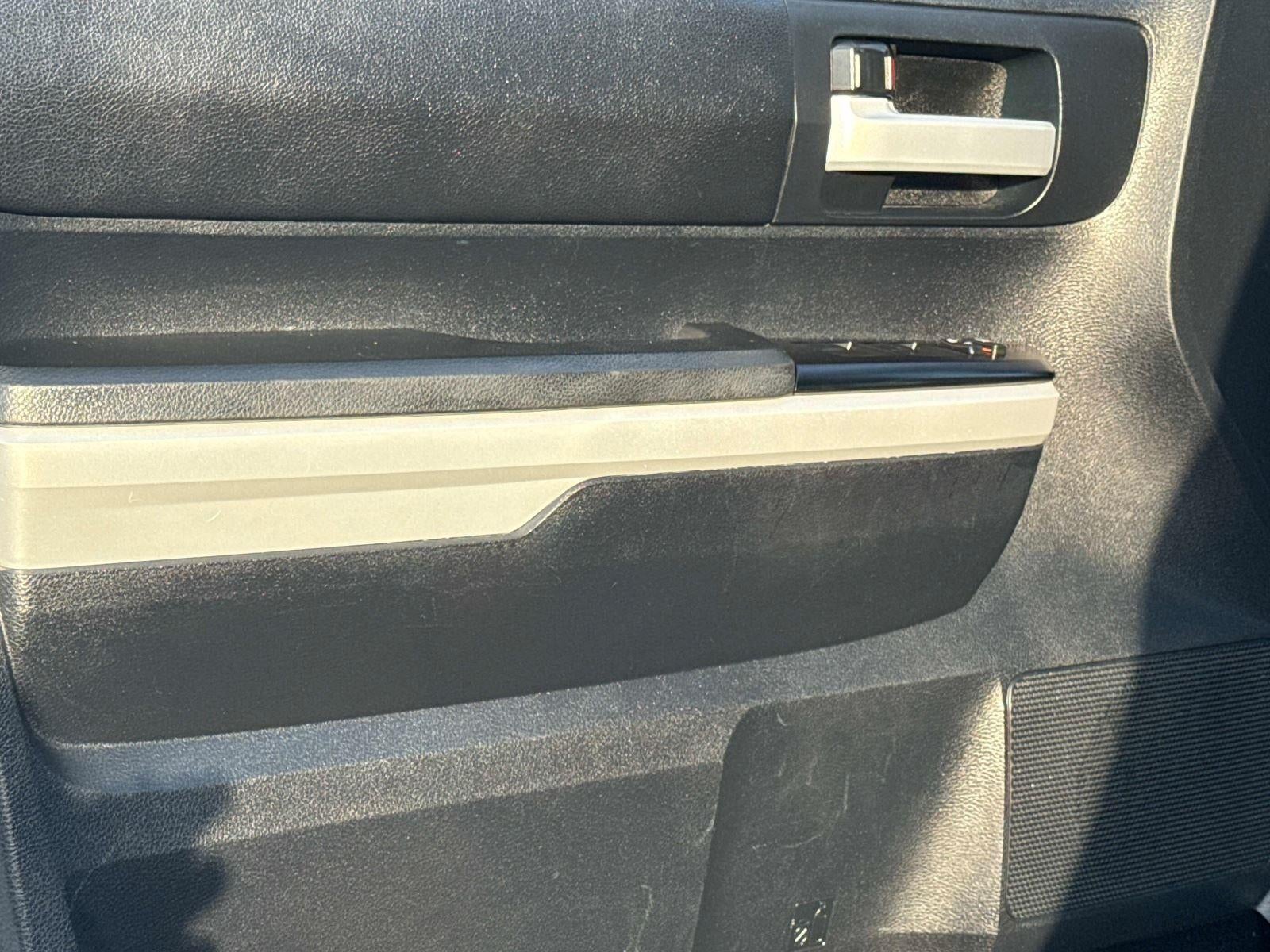 2018 Toyota Tundra SR5