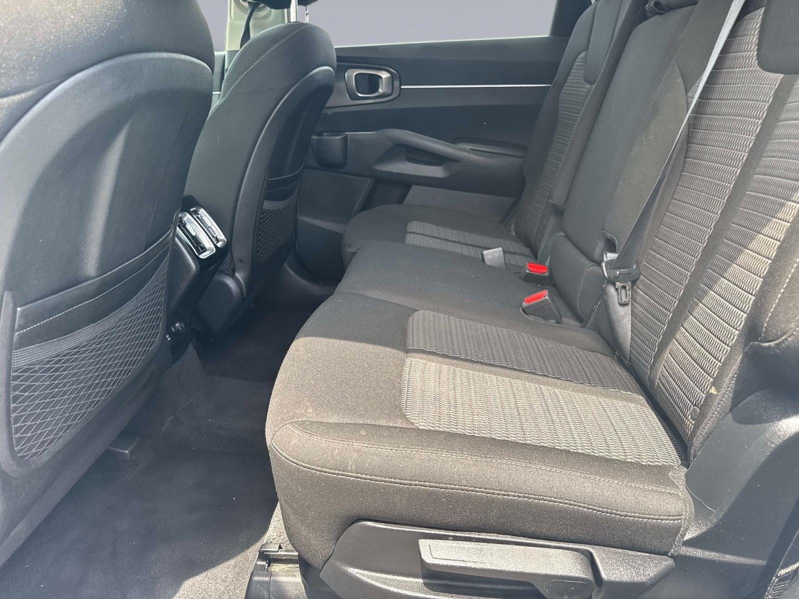 2022 Kia Sorento LX