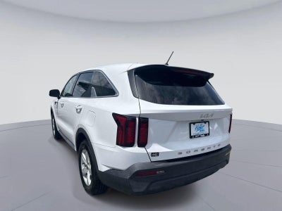 2022 Kia Sorento LX