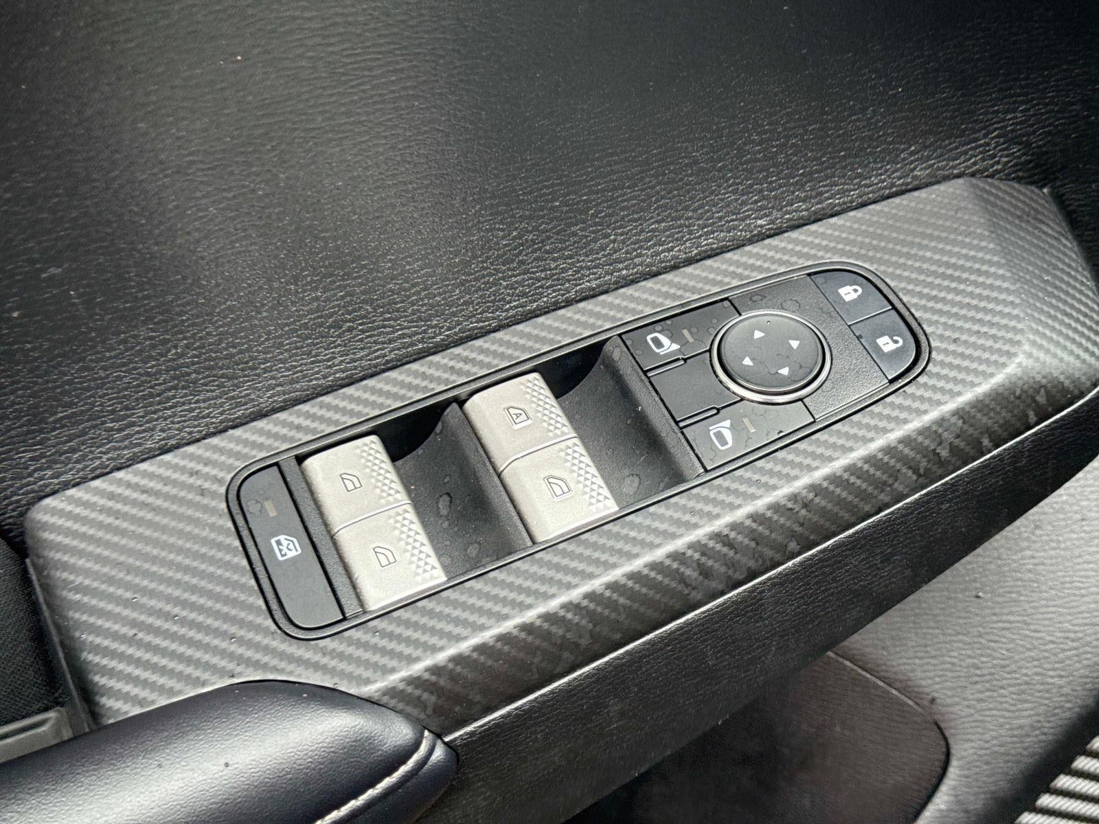 2024 Mitsubishi Outlander ES