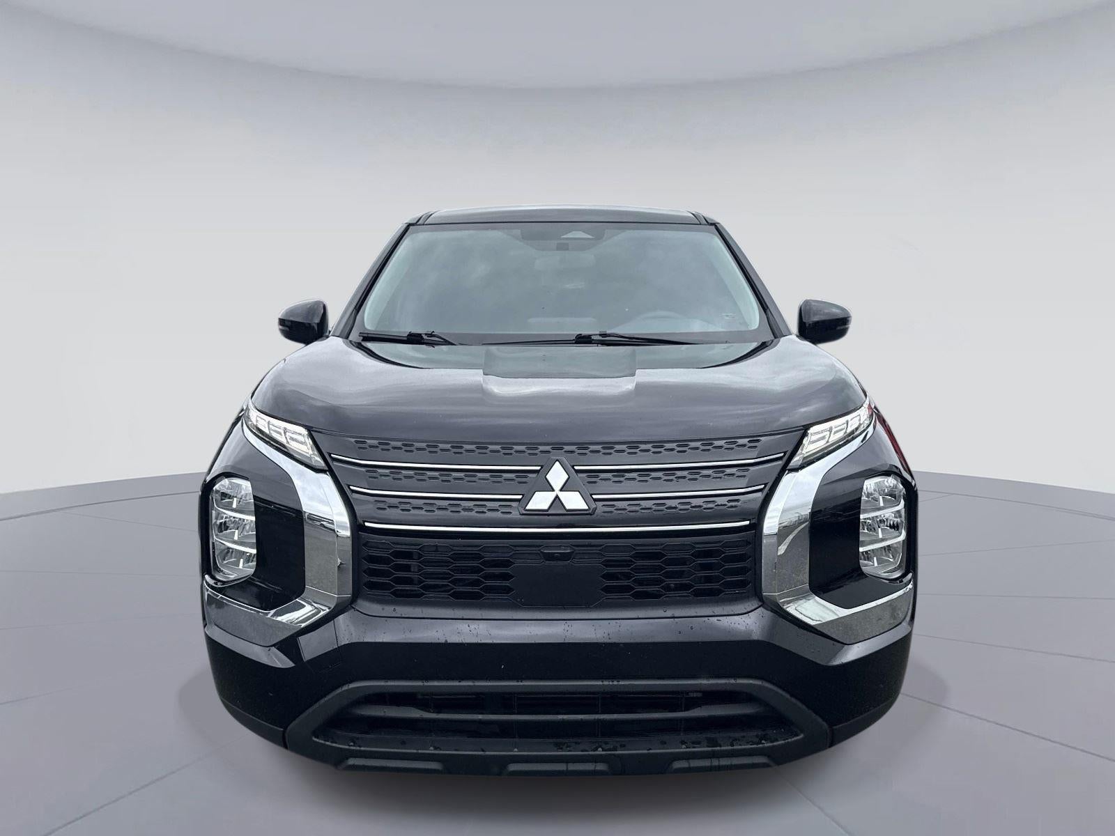 2024 Mitsubishi Outlander ES