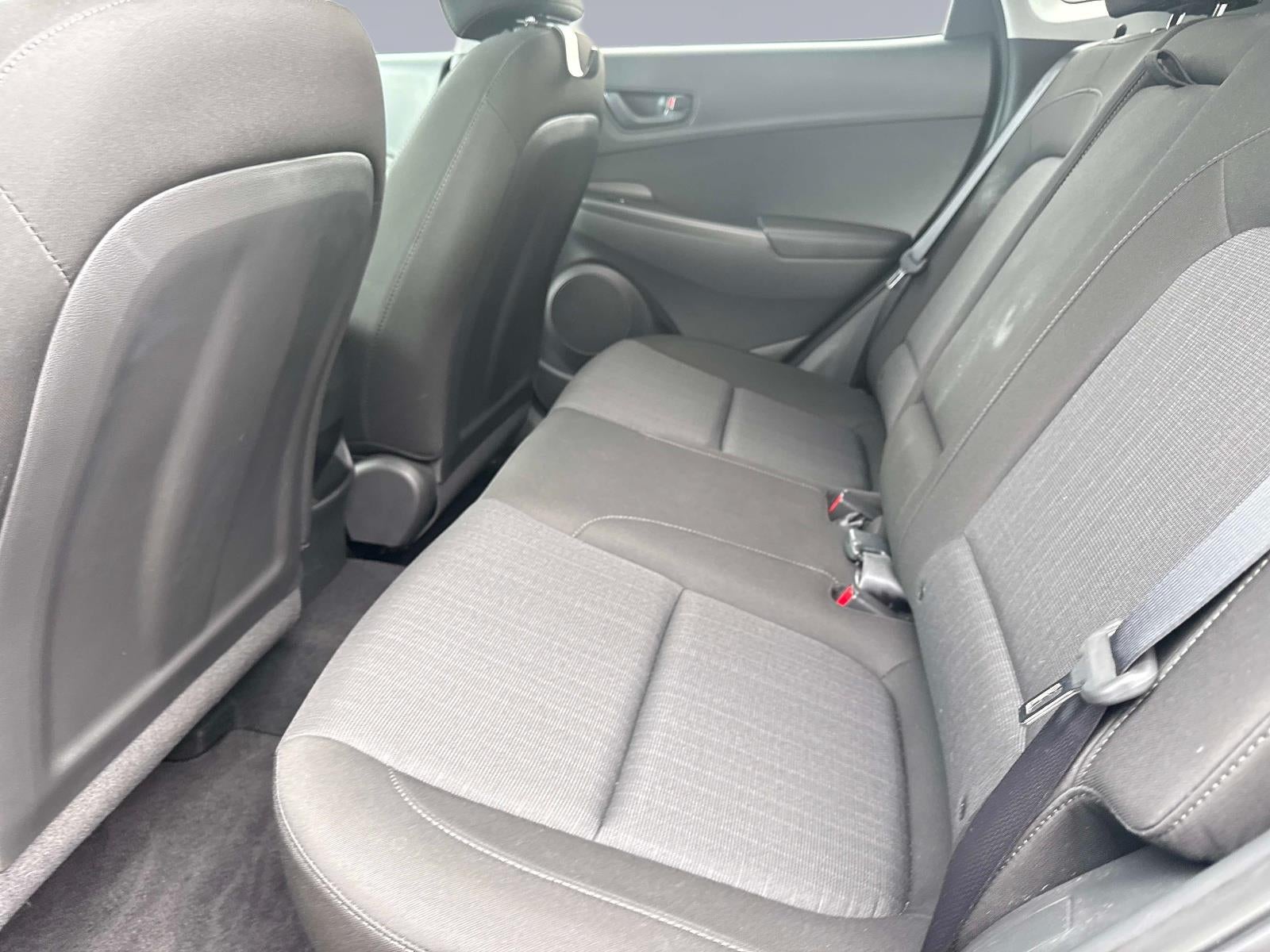 2023 Hyundai KONA SEL SEL