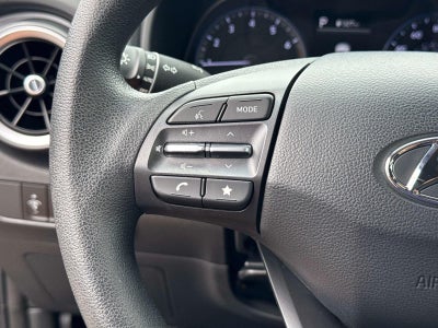 2023 Hyundai KONA SEL SEL