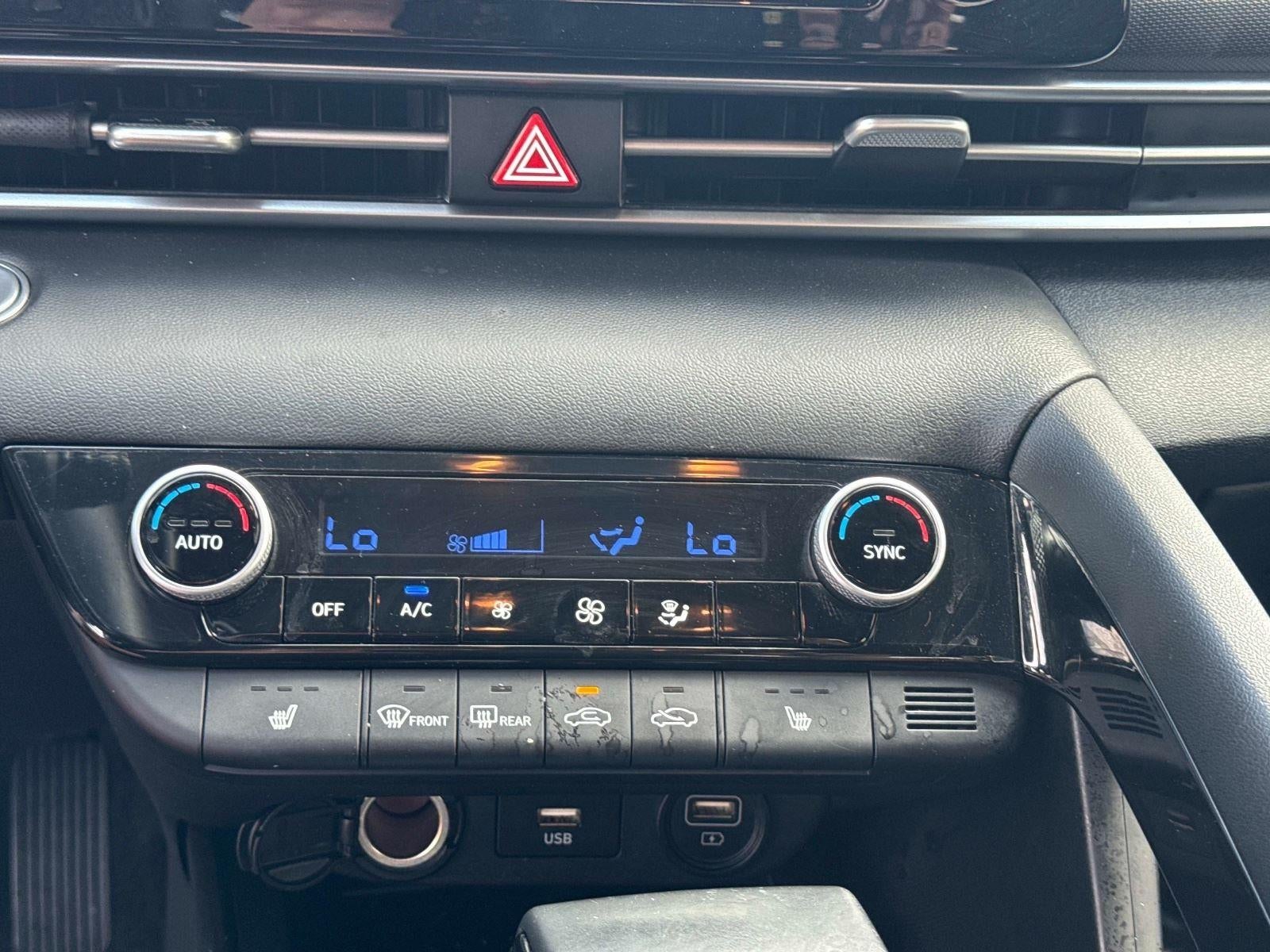 2022 Hyundai ELANTRA SEL