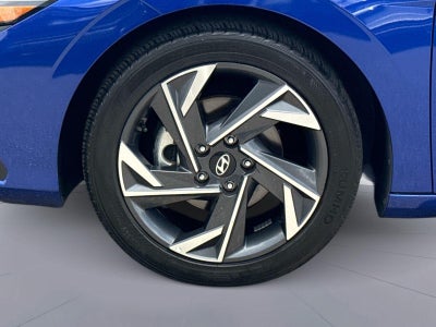 2024 Hyundai ELANTRA SEL SEL