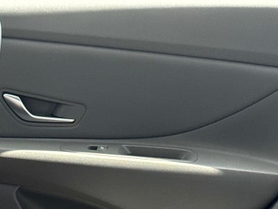 2024 Hyundai ELANTRA SEL SEL