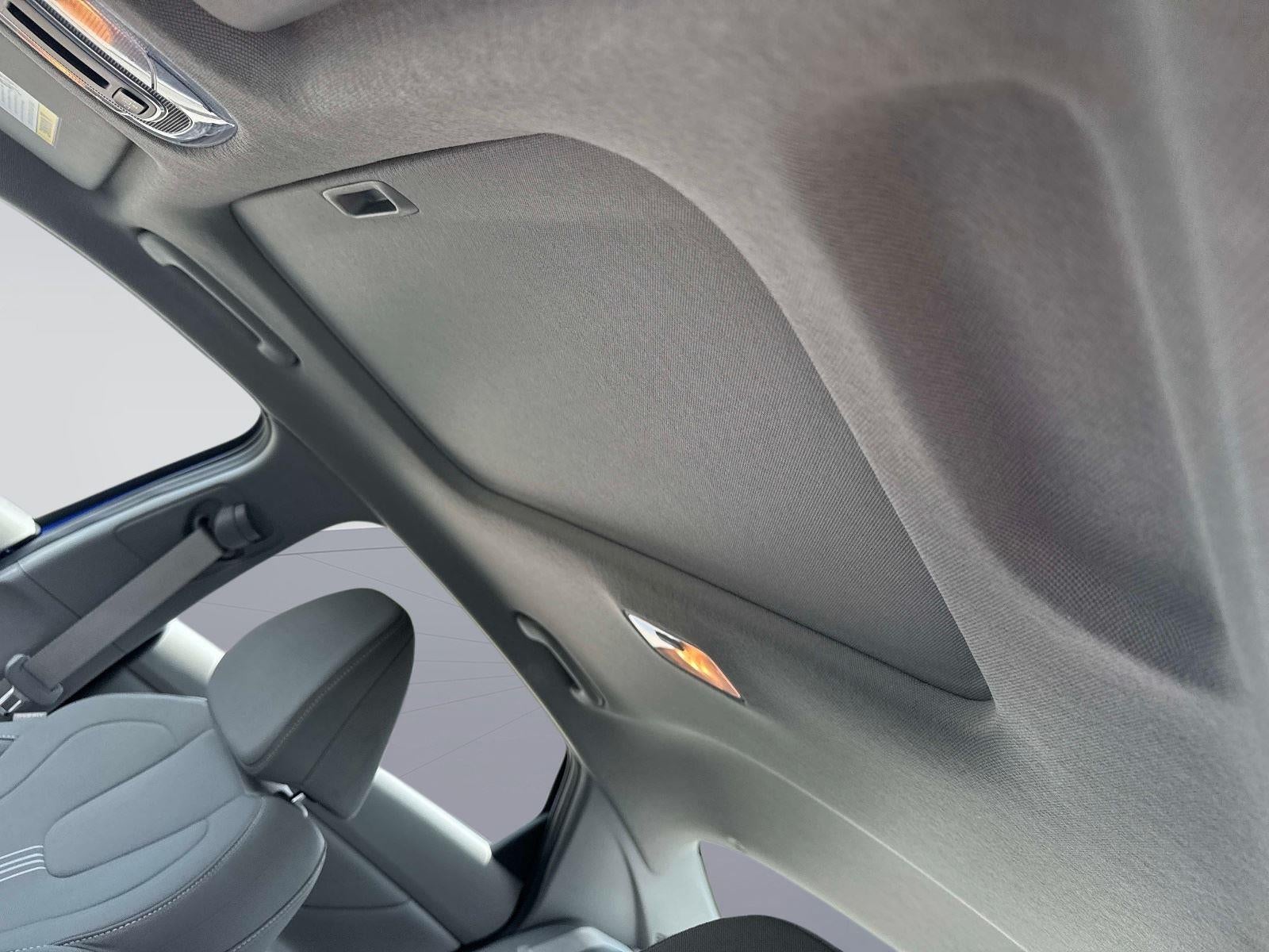 2024 Hyundai ELANTRA SEL SEL