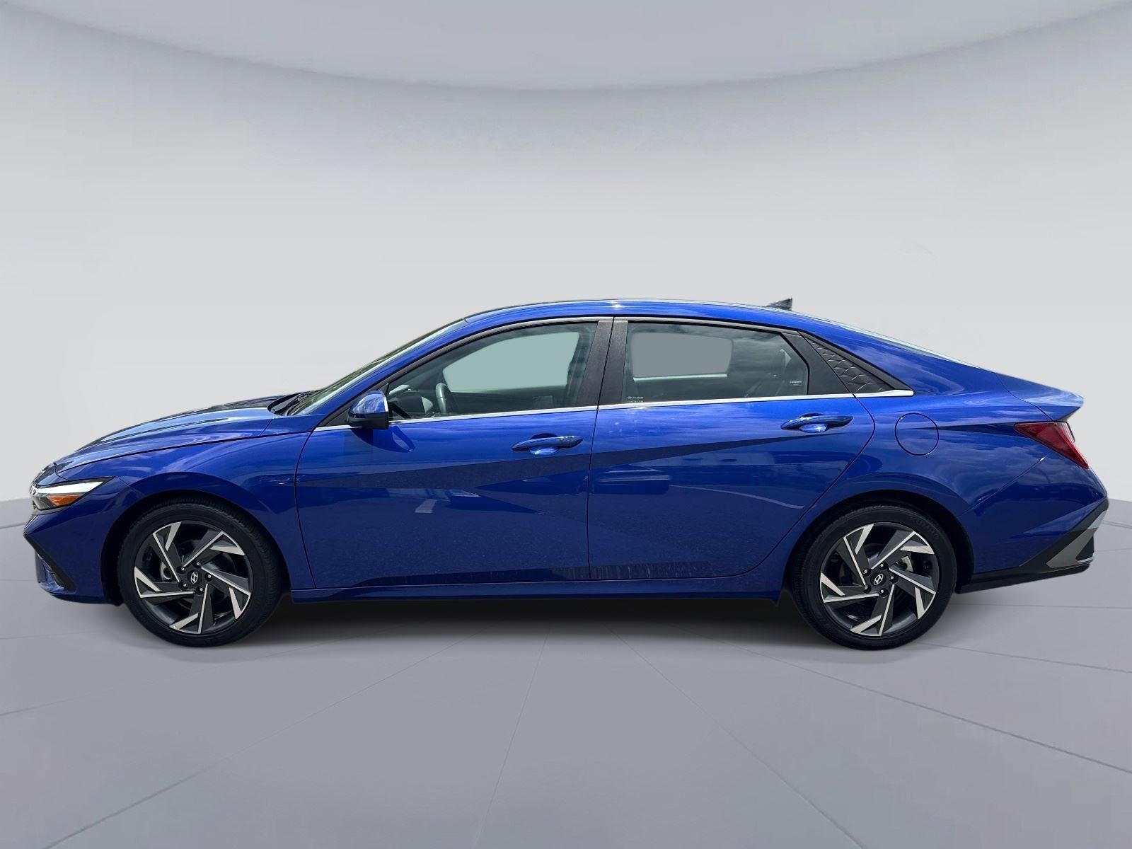 2024 Hyundai ELANTRA SEL SEL