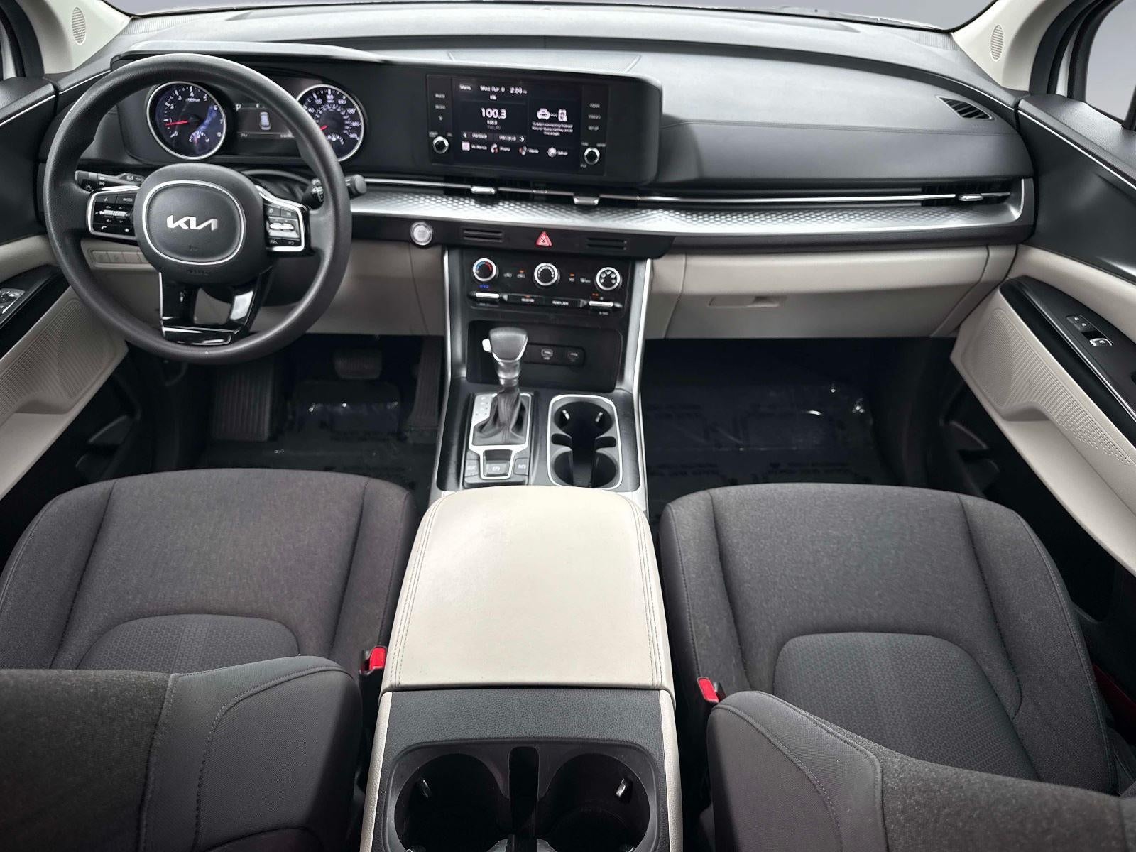 2024 Kia Carnival LX