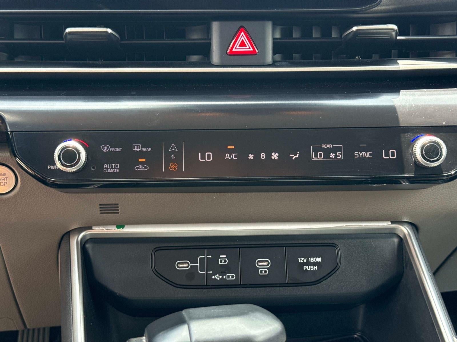 2025 Kia Carnival LXS