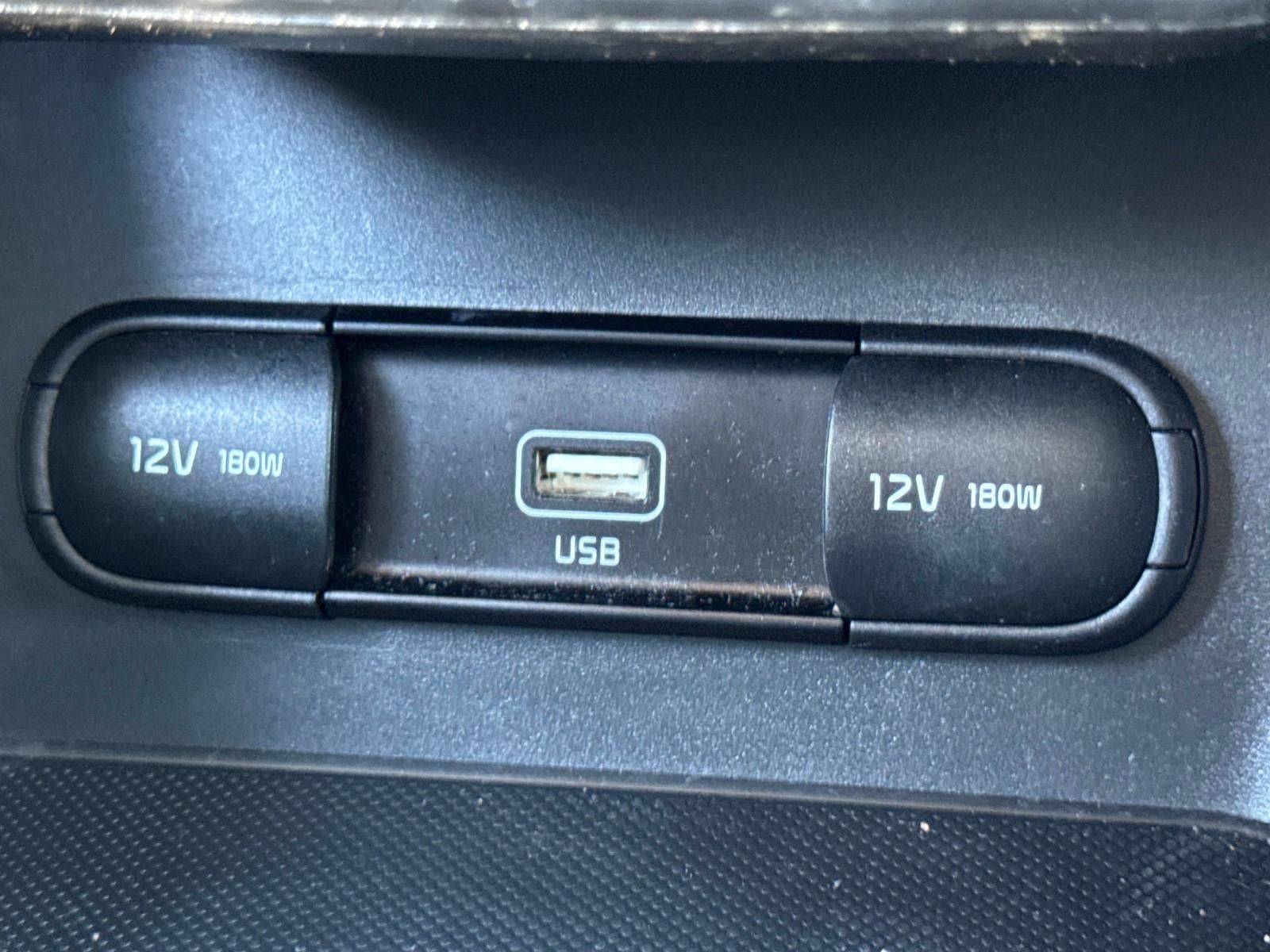 2022 Kia Sportage EX