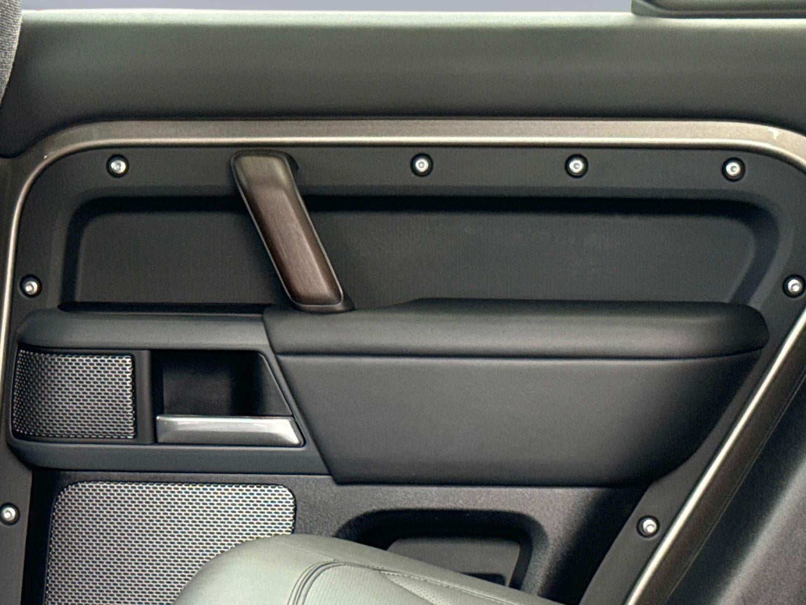 2024 Land Rover Defender X
