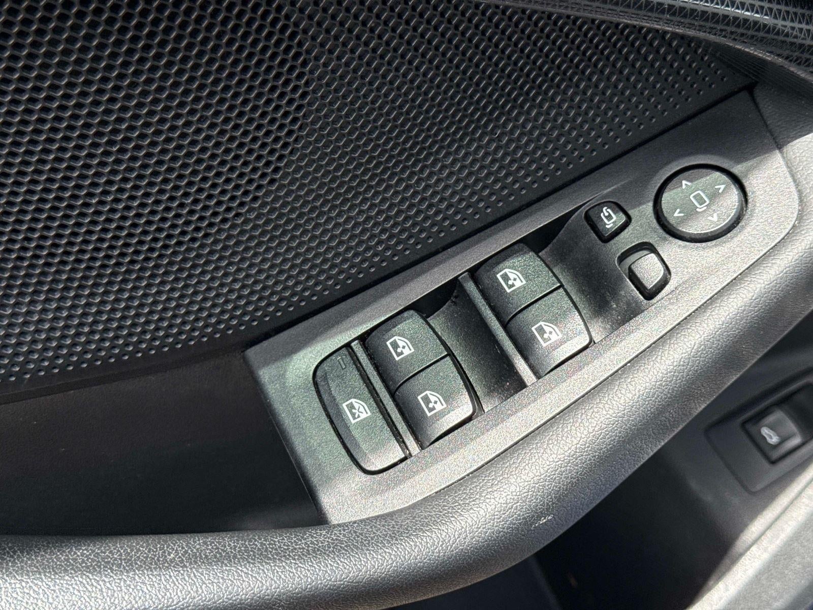 2022 BMW 2 Series 228i